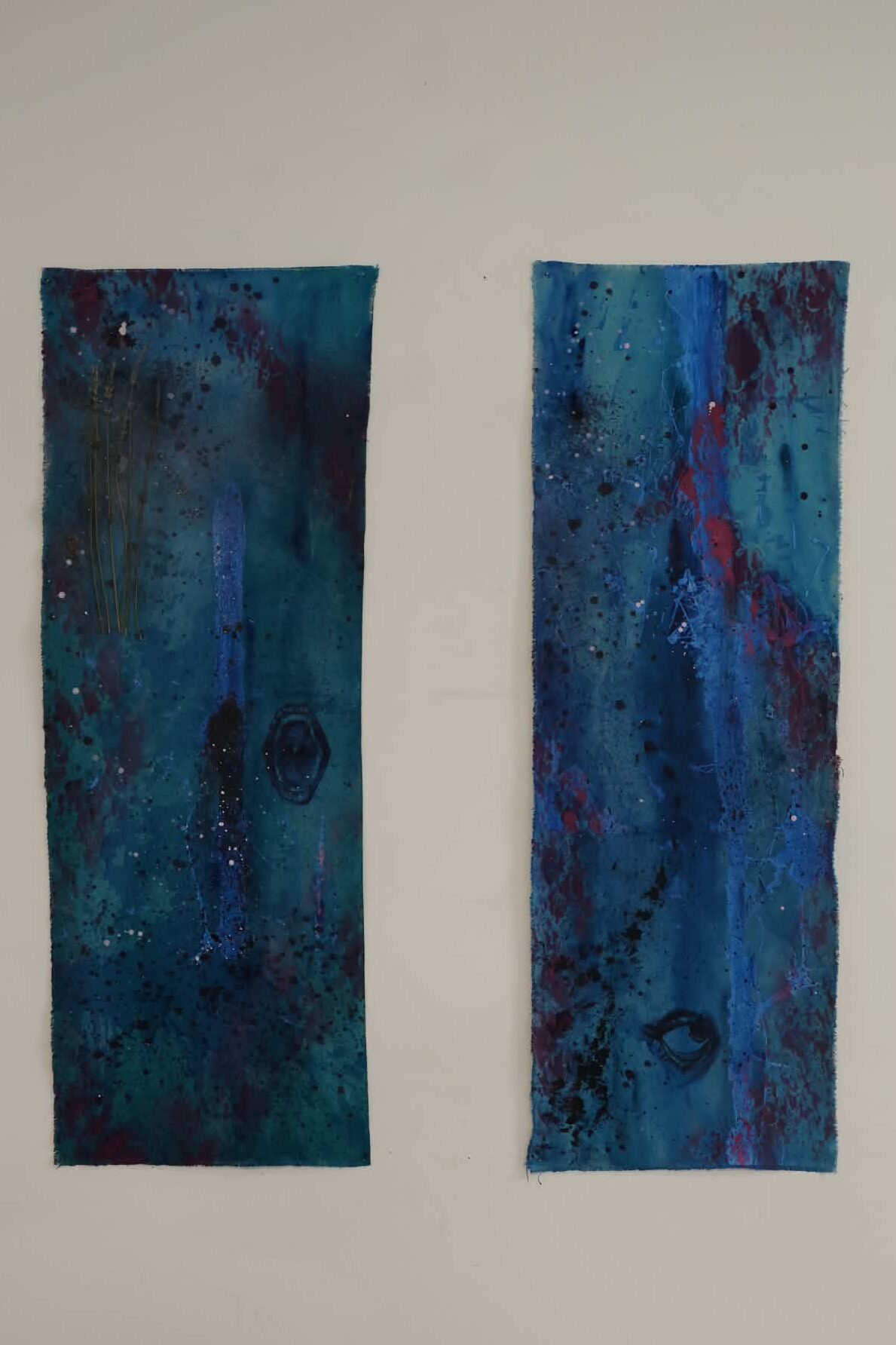 I Have to Laugh, or I will Scream (Open Wide).
Acrylic, aerosol, and dried lavender on raw un-stretched canvas.
Dyptych, both 42x15”
2025